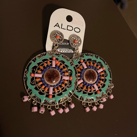 earrings - Picture 3 of 3